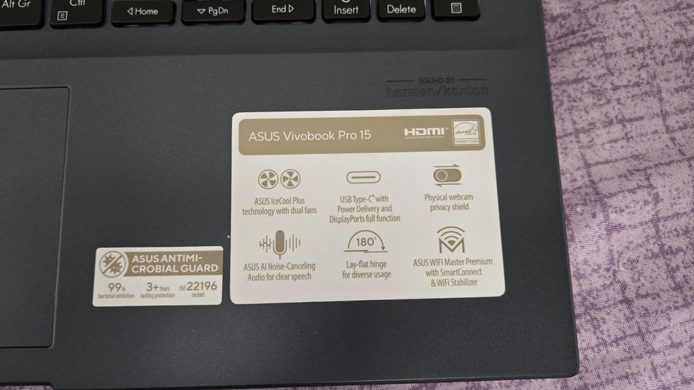 Laptop Asus Vivobook Pro 16 RTX 4060 Ryzen 9 7940HS 16GB DDR5