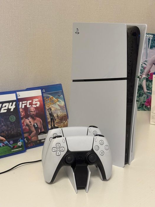 PlayStation 5 Slim 1TB