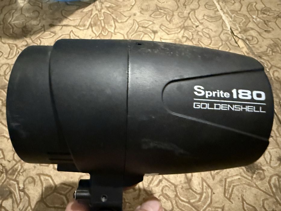 Студийный свет JB Sprite 180