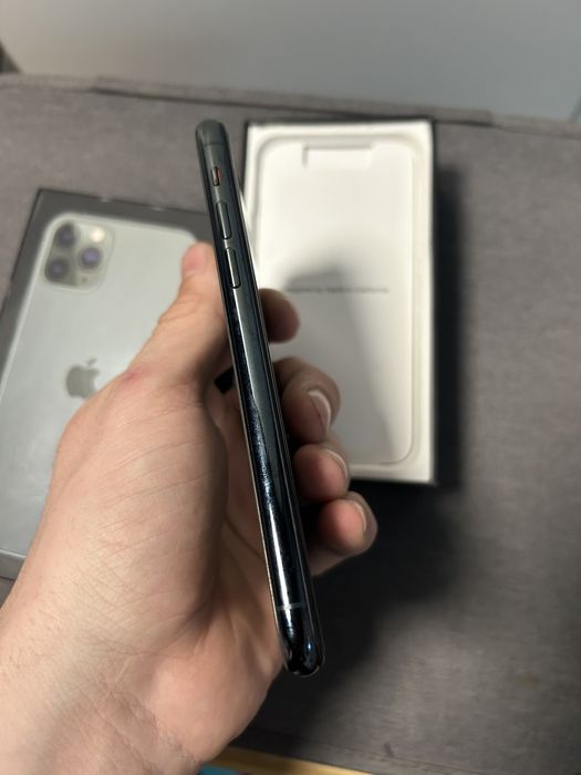 Vand iphone 11 pro 64gb plus airpods pro