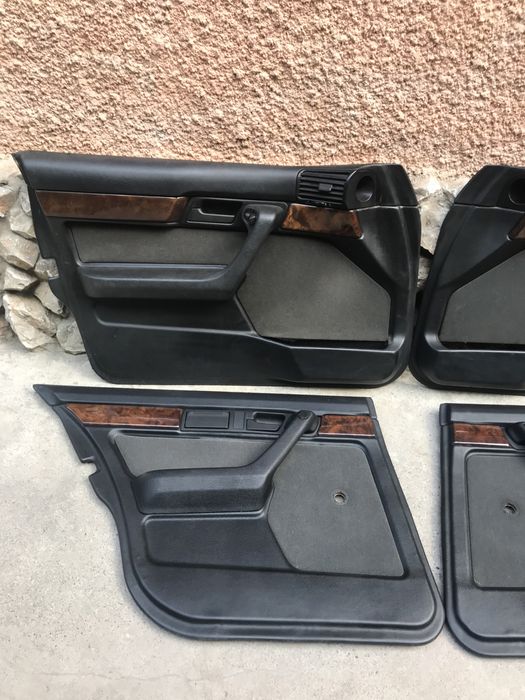 Обшивки на BMW e34