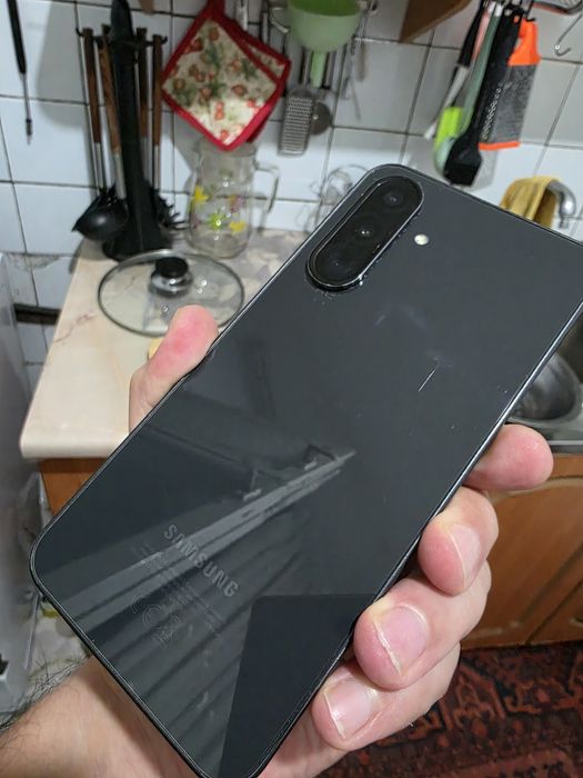 Samsung A36 5G продаю срочно