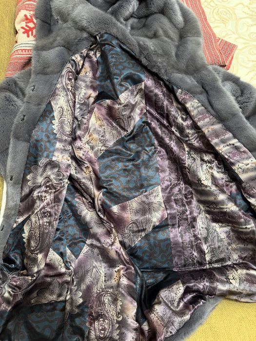 Продам норковую шубу