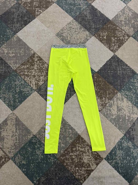 Дамски клин Nike Pro