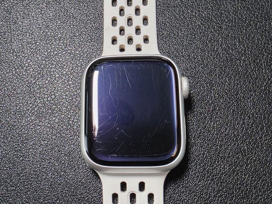 Apple Watch Series 8 (41mm)