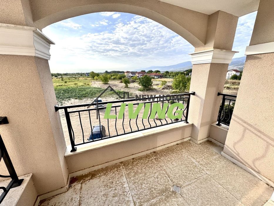 Продава се Тристаен апартамент в Пловдив, Беломорски - 121 кв.м за 1405 €/кв.м - Снимка #9