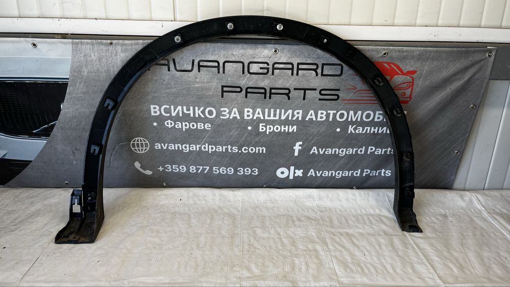 Volkswagen Tiguan R-Line вежда предна лява и дясна