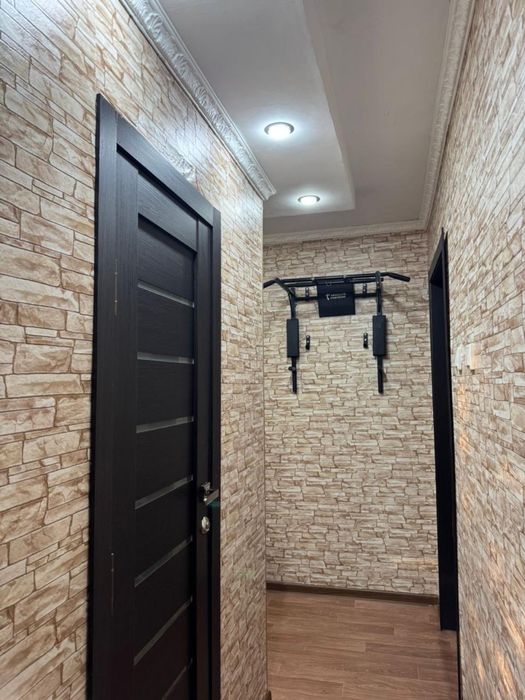 Продам 2 комн квартиру в городе Аксу