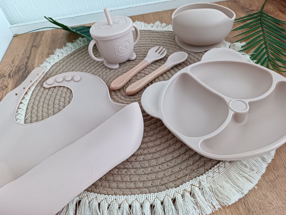 Наборы детской силиконовой посуды для кормления