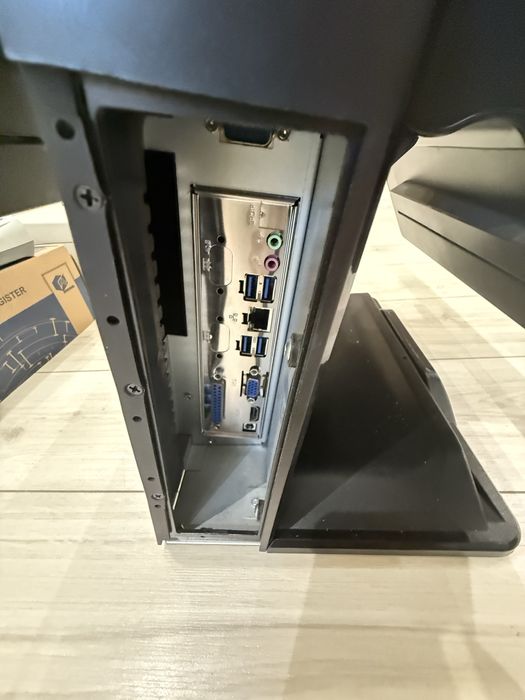 Pos система с ( touch ) тъч монитори