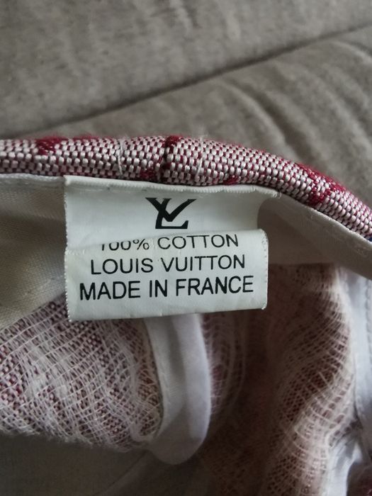 Sapca Louis Vuitton vintage si Diesel