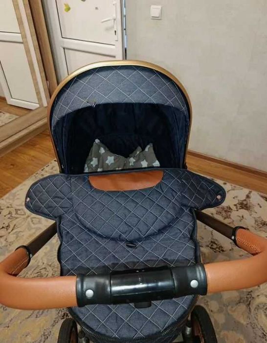 Детская коляска 3 в 1