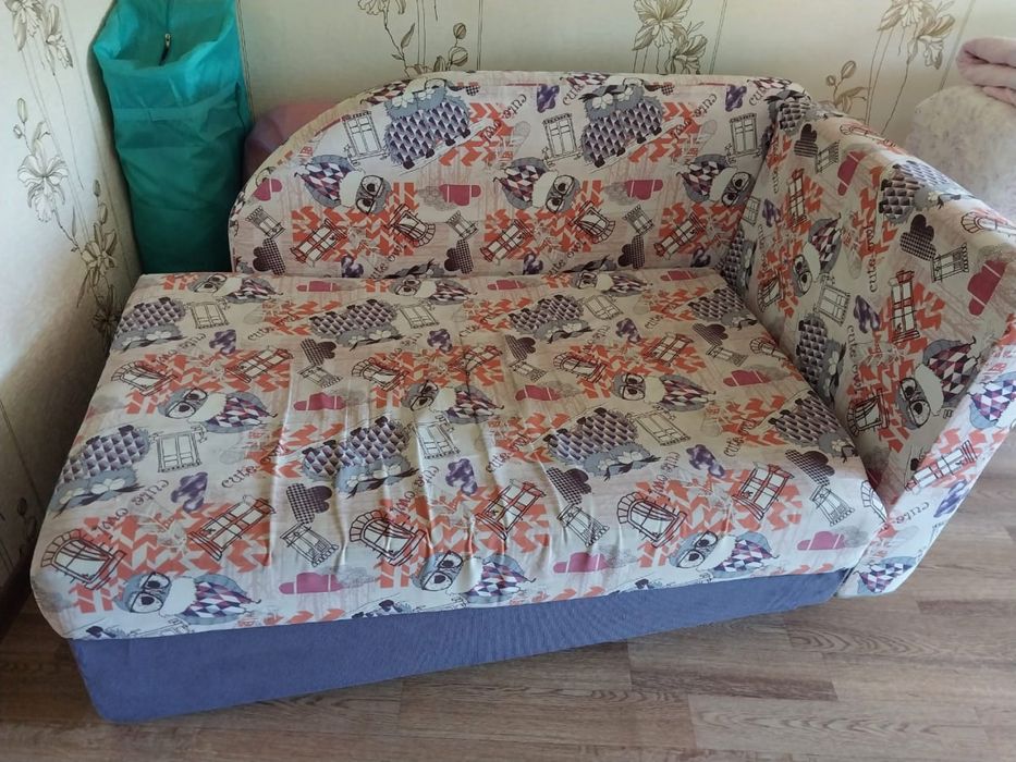 Детский кровать срочно продам 5000