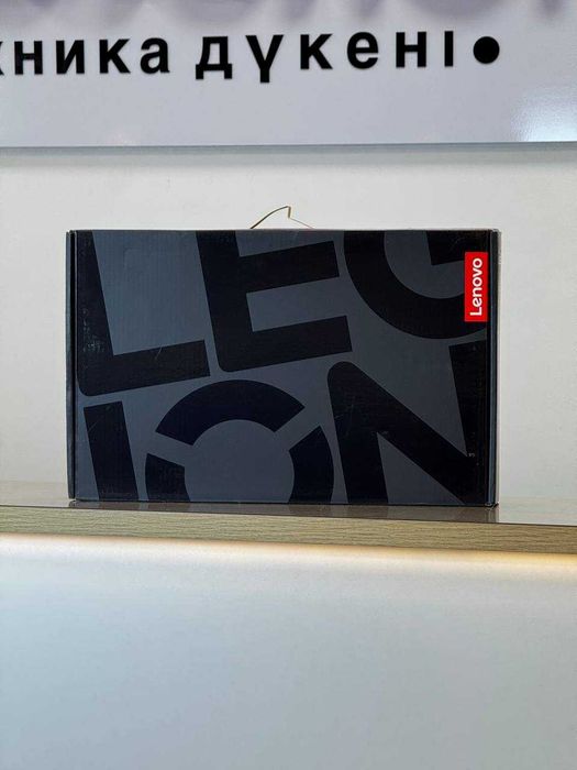 LENOVO LEGION PRO 7i 16IAX10H (2025)Ultra 9 RTX 5070Ti 32GB 240Hz OLED