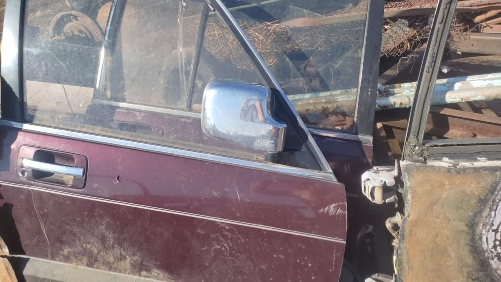Запчасти на автомобиль продам срочно