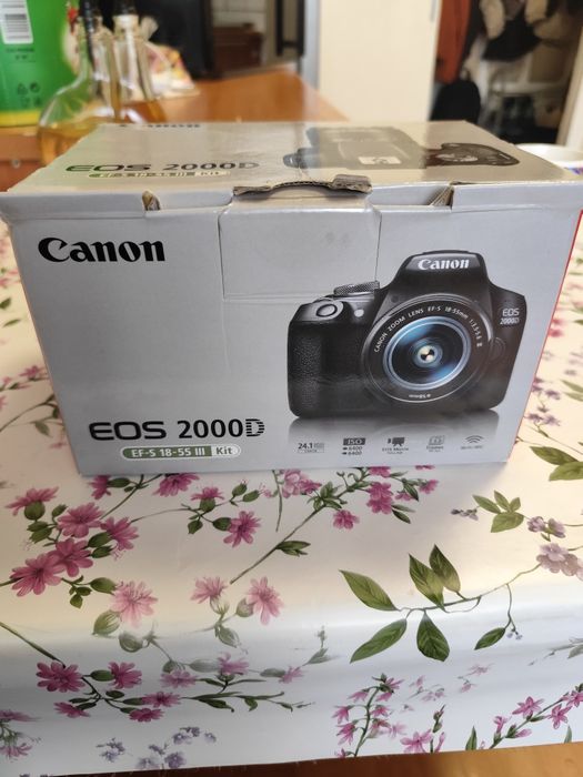 Vand Canon EOS 2000D