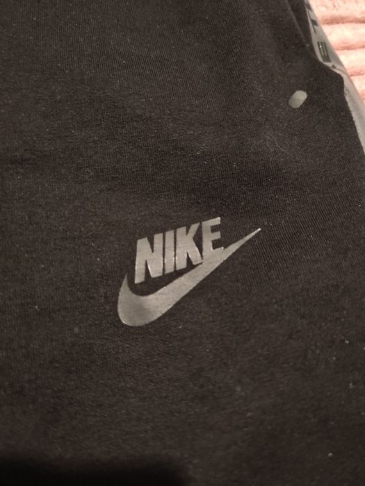 Nike tech fleece reflective