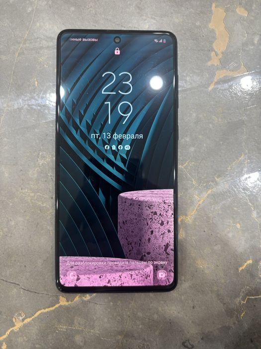 Продаю Самсунг А71