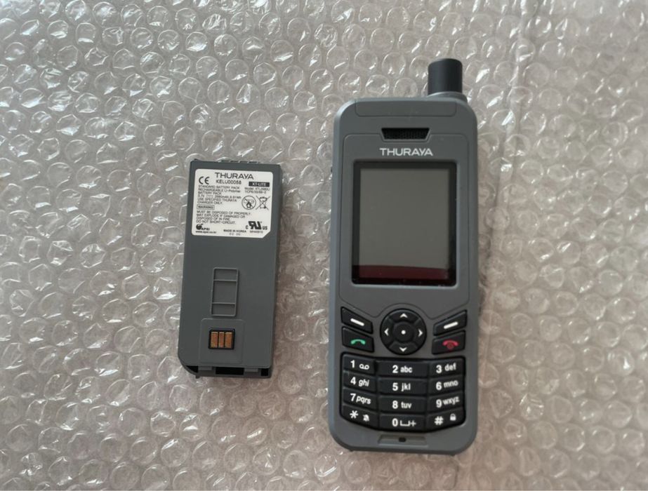 Спутниковый телефон