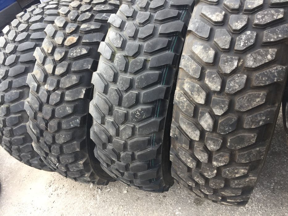 Gumi 12.5 R20 365/80R20