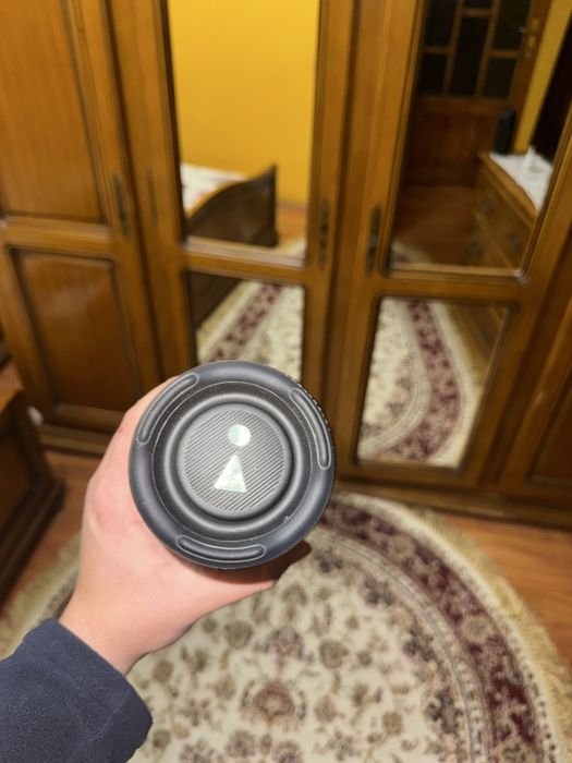 Boxa charge 5 stae perfecta !!!