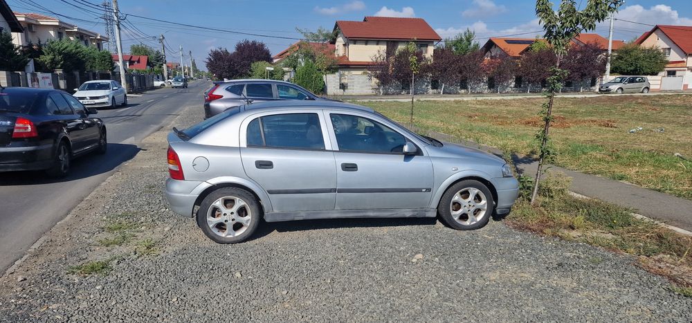 Opel Astra G Hatchback 1,6 litri benzină