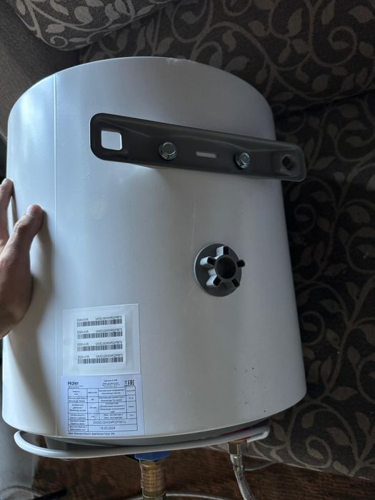 Продам Бойлер Haier
