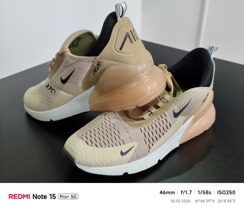 Маратонки Nike Air Max 270 и New Balance 9060