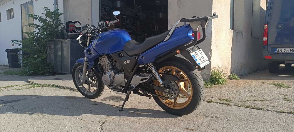 Vand Honda CBF500
