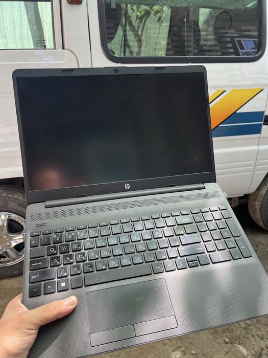 HP 255 G8 / Ryzen 5 5500U / 8GB RAM / Holati ideal / Karobka bor