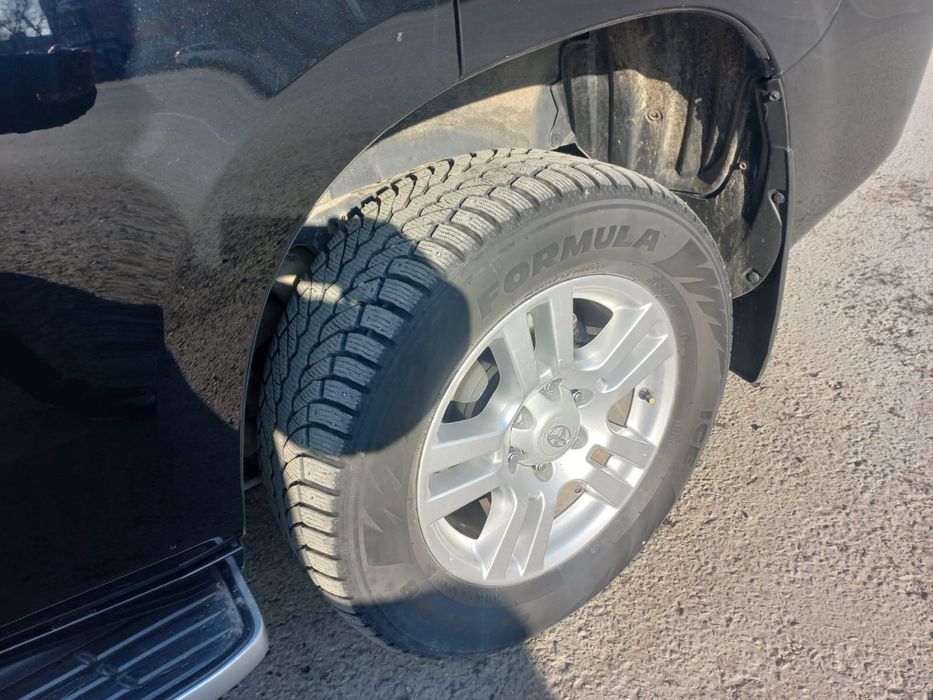 Продам резину Formula Ice 265/60 R18