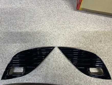 Оправа туманка на Toyota Camry 70/Тойота Камри 70