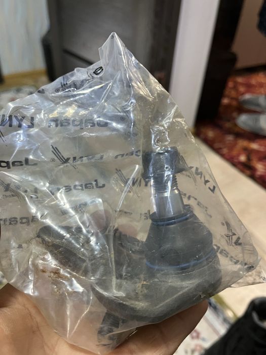 Авенсис шаровая новая