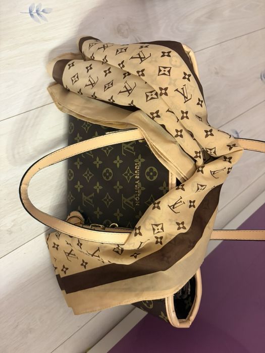 Раница и чанта Louis Vuitton
