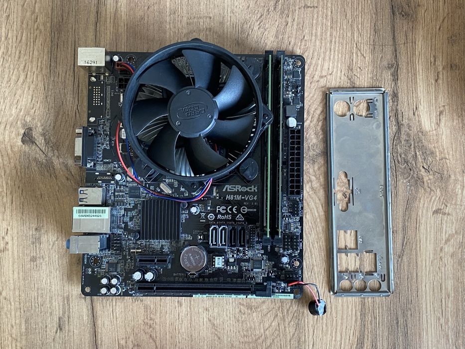 продаю комплект xeon e3 1270v3, 16гб ddr3, h81m-vg4 rev 3.0