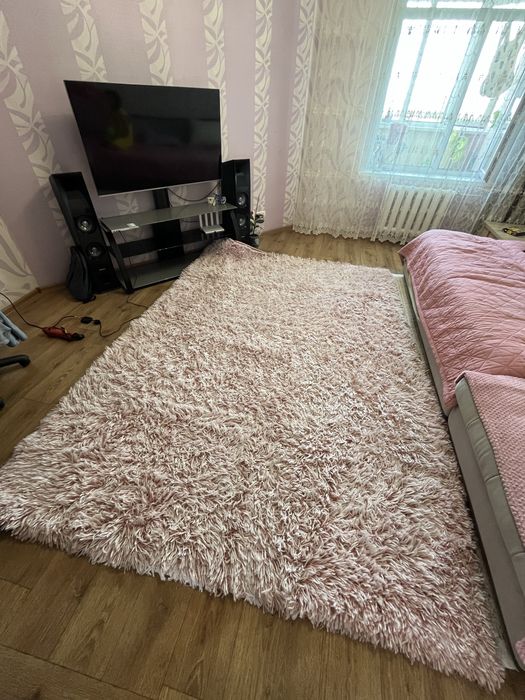 Ковер с длинным ворсом