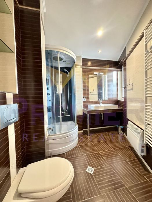 Продава се Четиристаен апартамент в Варна, Колхозен пазар - 200 кв.м за 816 €/кв.м - Снимка #7