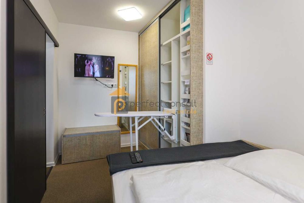 Дава се под наем Двустаен апартамент в Пловдив, Център - 65 кв.м за 568.14 € - Снимка #2