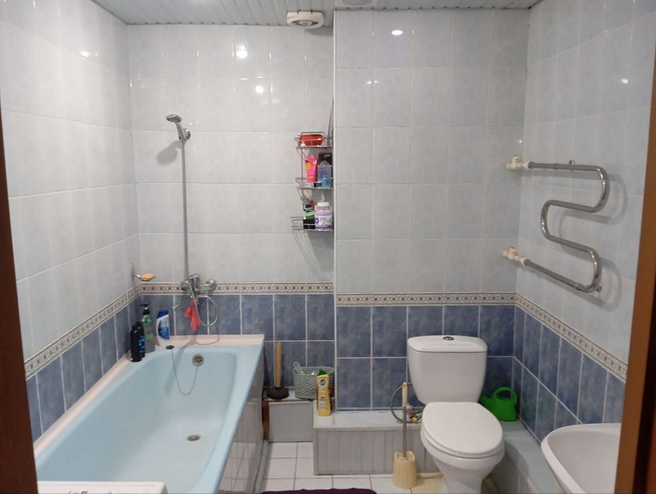 Продаётся 4/5 комн банковская квартира 5/2/5  Чиланзар Ц