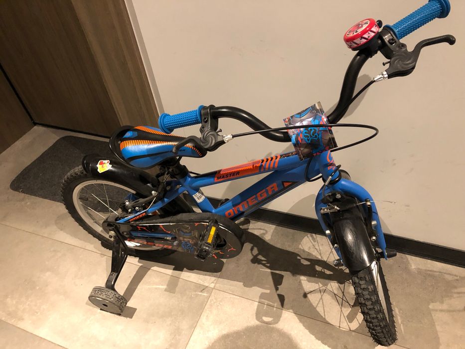 Колело Omega с помощни колела