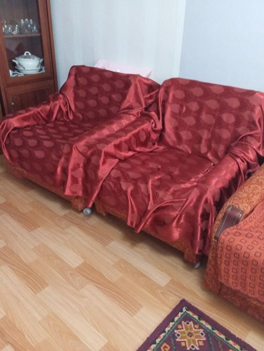 Продается диван с креслом