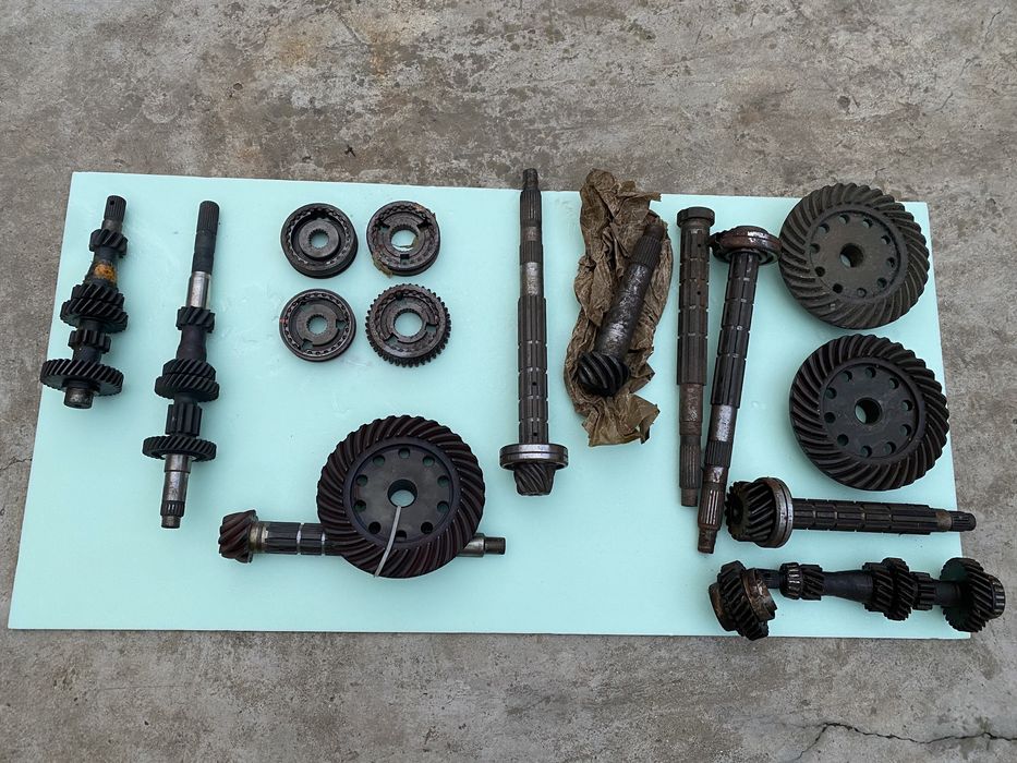 Piese cutie de viteze NOI Dacia 1300 1310 Nova Papuc