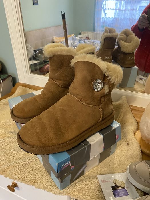 UGG Australia marimea 39 noi
