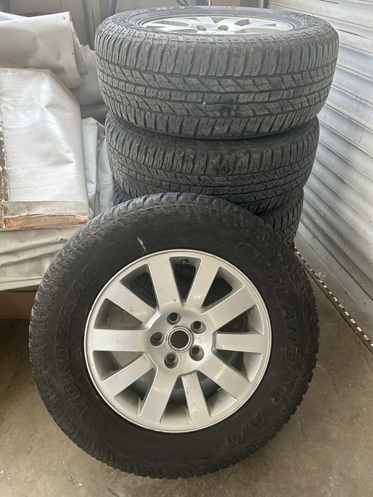 5 броя гуми с алуминиеви джанти Land Rover – Yokohama Geolandar A/T G015 – 265/65 R17
