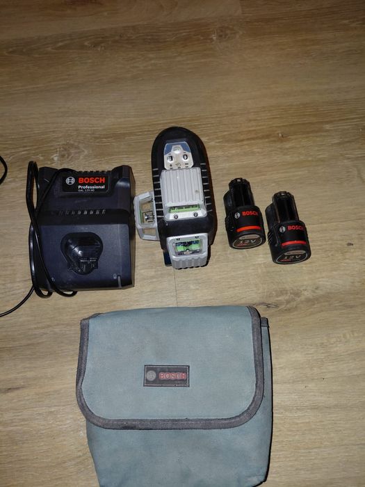 Vand nivela laser cu linii GLL 3-80CG professional