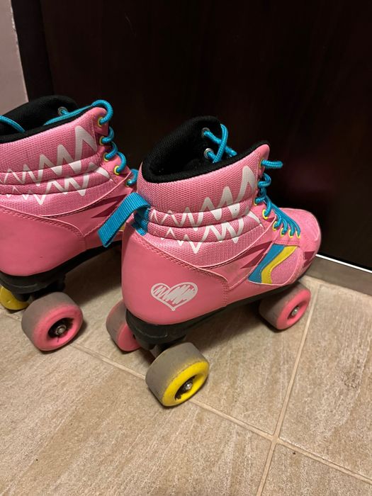 Детски розови кънки