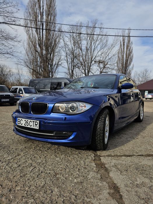 Vând BMW E87 118D facelift