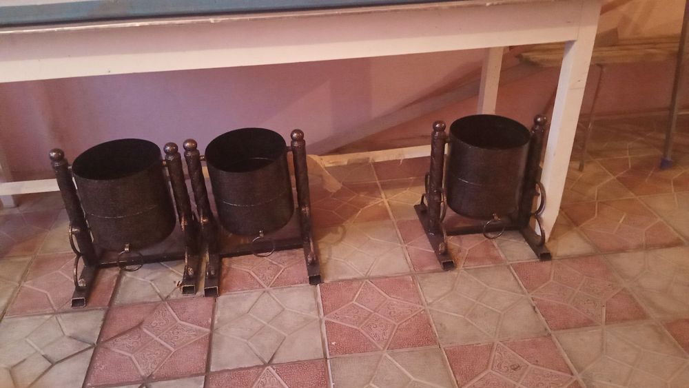 Урно  для мусора кованые