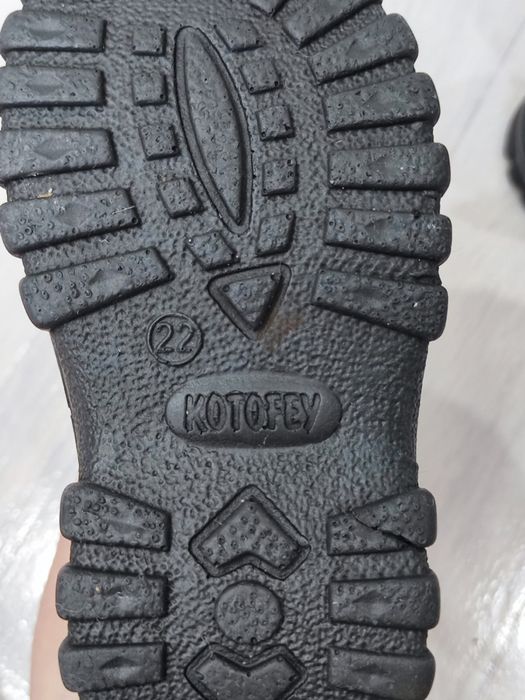 Продам детские Валенки