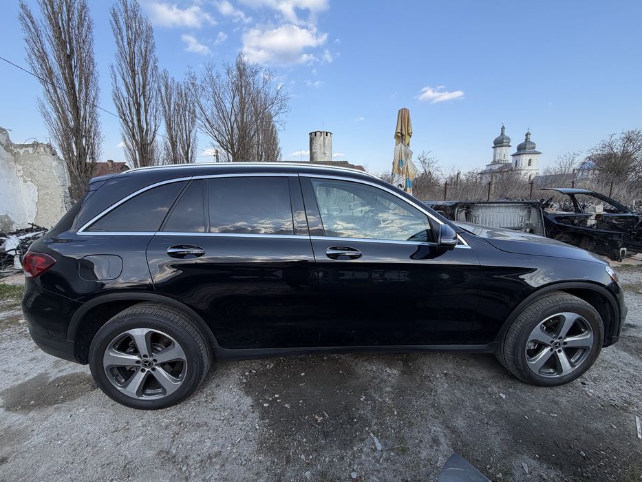Dezmembrez Mercedes GLC C253, 2.0 Benzina, 264920